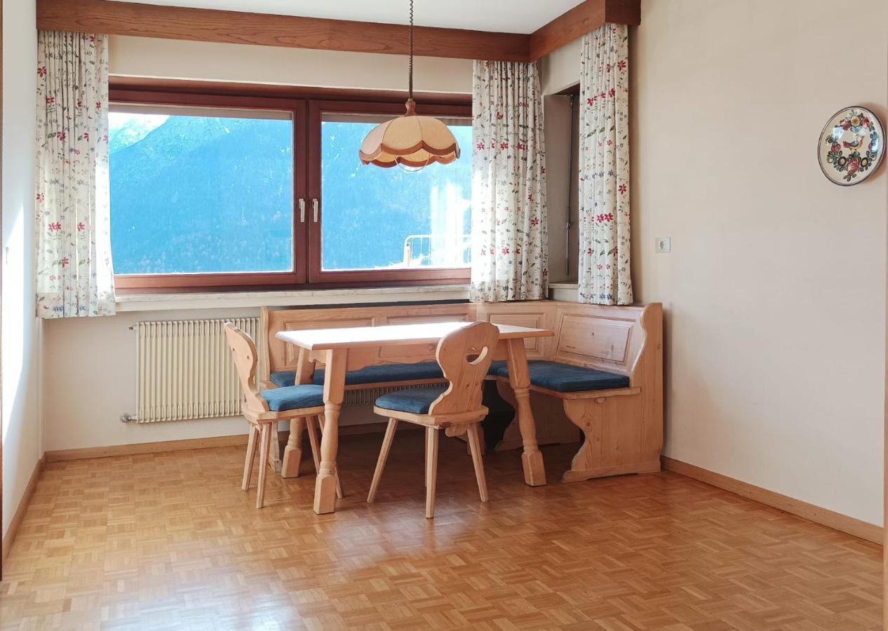 Apartment Lazzeri Dobbiaco Bagian luar foto