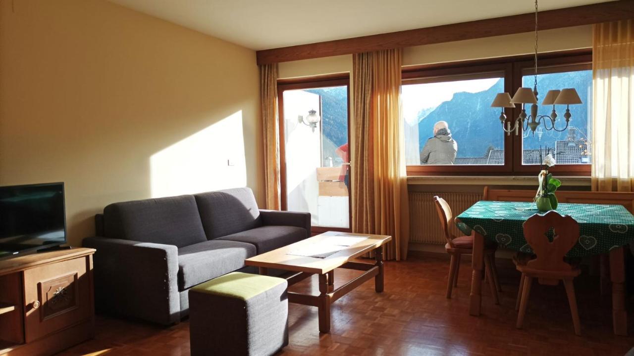 Apartment Lazzeri Dobbiaco Bagian luar foto